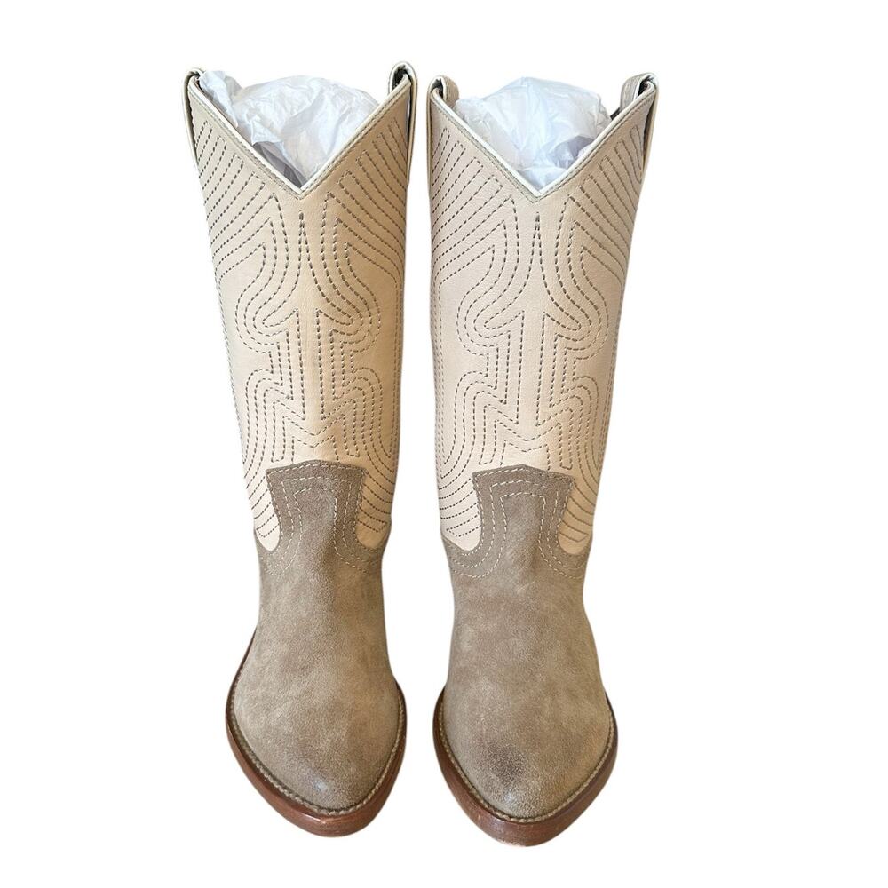 Frye Billy Off White Tan Pull on Studded Leather Pointed Toe Boots Size 6.5